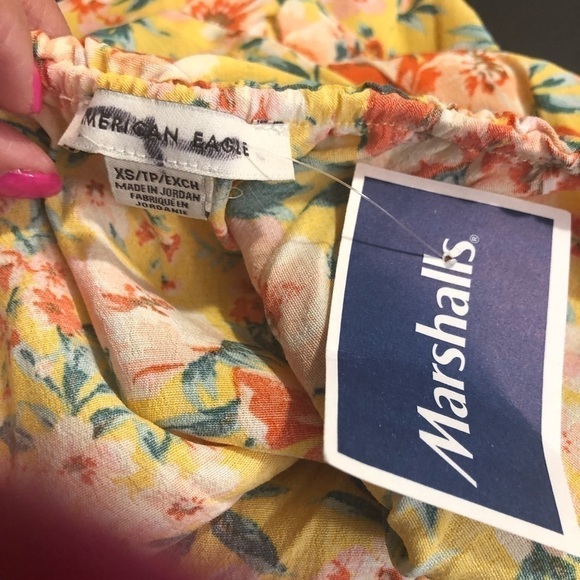 AEO Yellow Floral One Shoulder Crop Top NWT - Picture 8 of 8